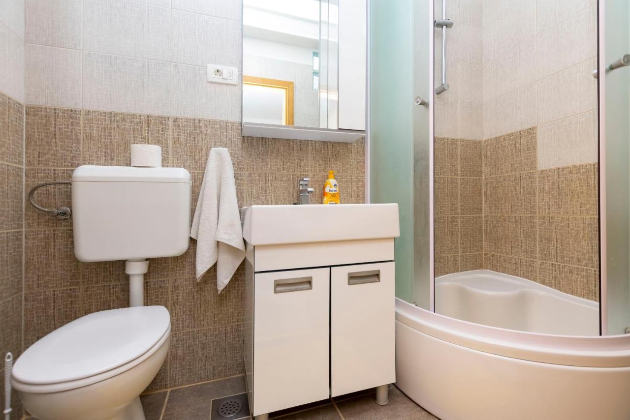 מימיצה Apartments Djani מראה חיצוני תמונה