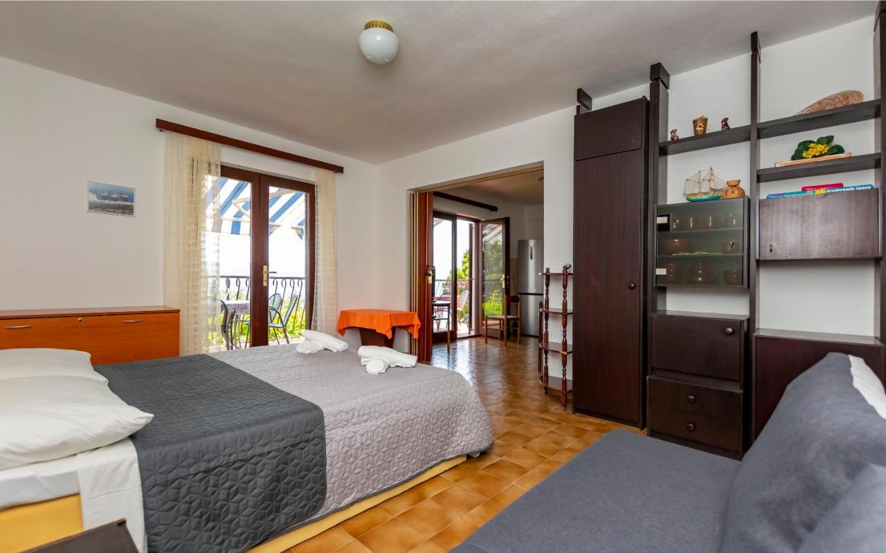מימיצה Apartments Djani מראה חיצוני תמונה
